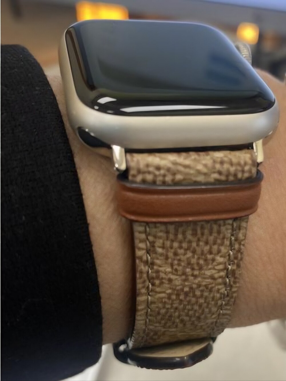 COACH/Leather Apple Watch Adapter Strap in Tan and Brown
